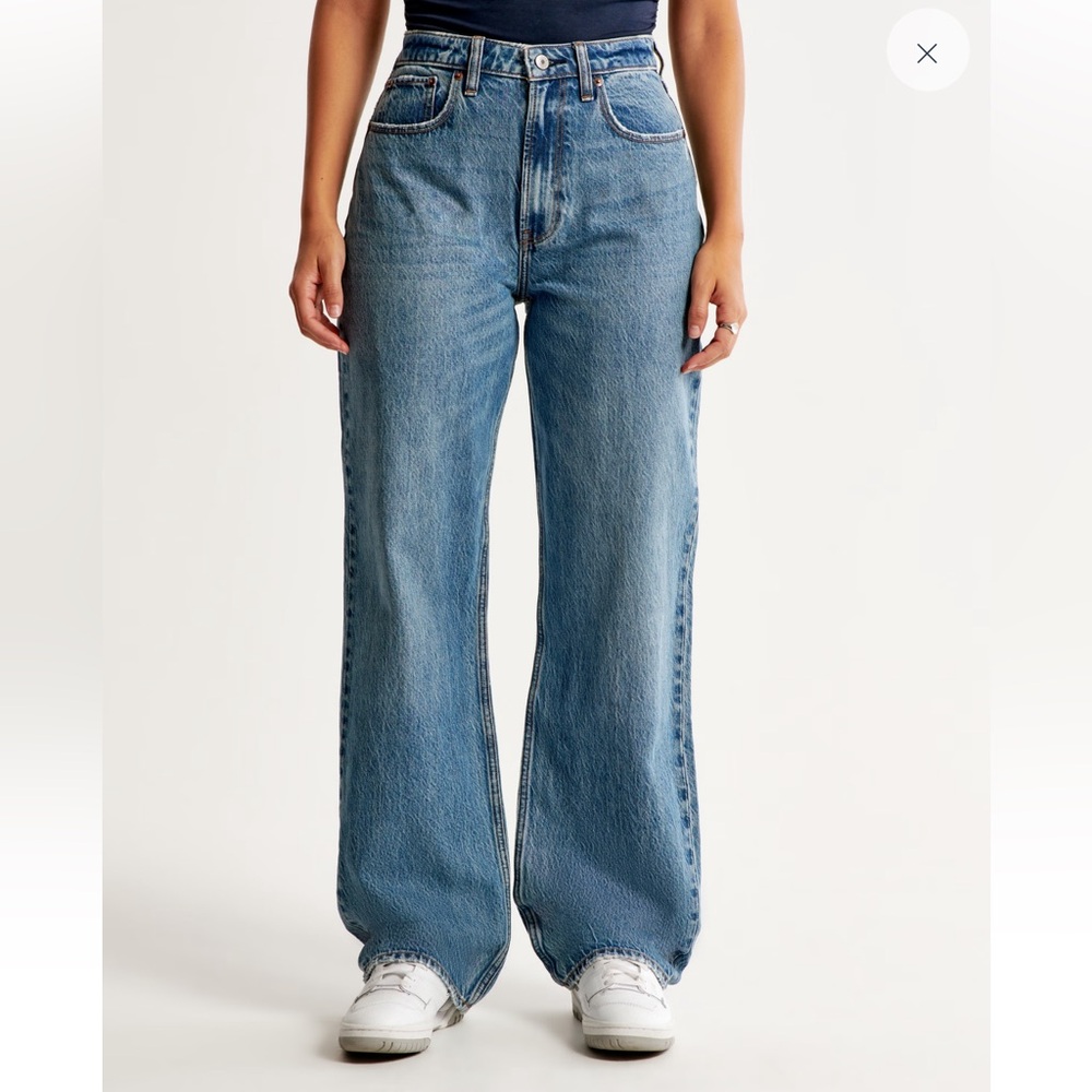 Abercrombie Curve Love High Rise Loose Jean